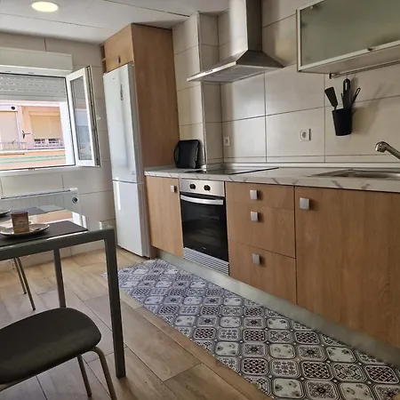Pasarela Almozara Apartman