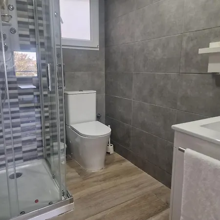 Pasarela Almozara Apartman